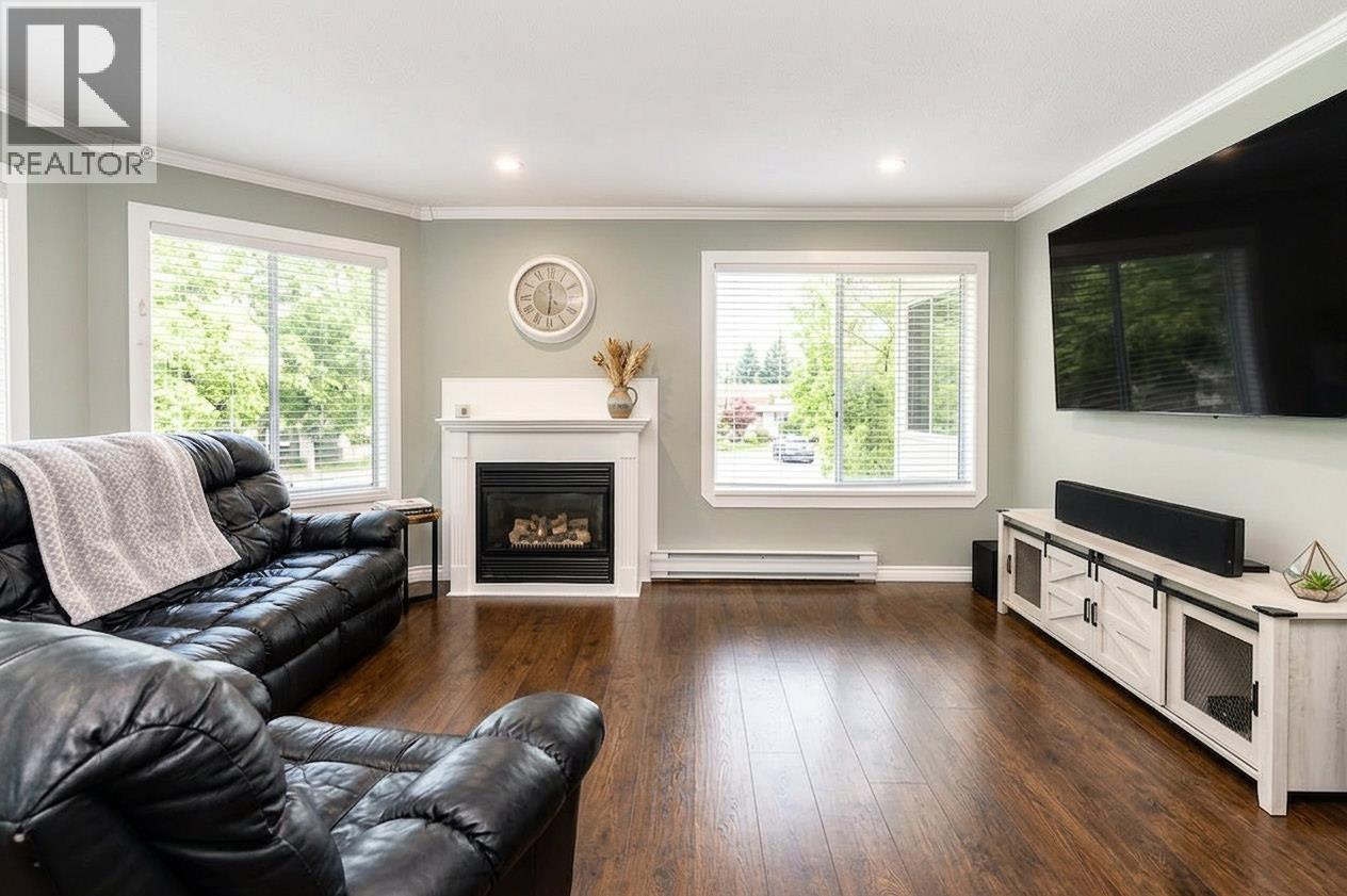 301 3088 FLINT STREET, Port Coquitlam