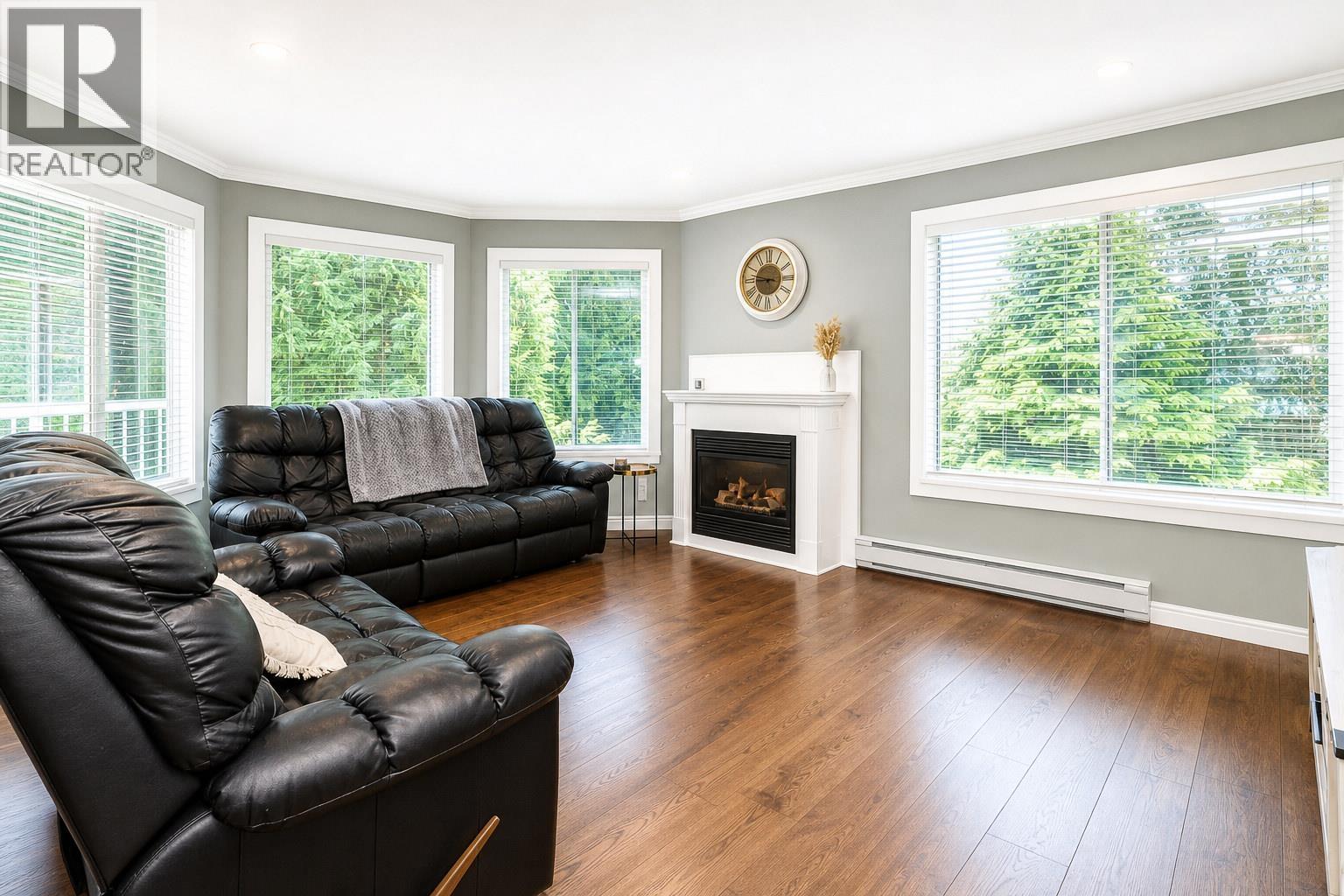 301 3088 FLINT STREET, Port Coquitlam