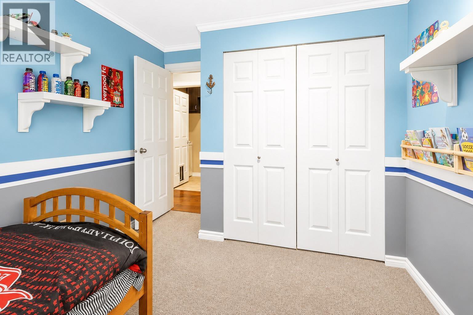 301 3088 FLINT STREET, Port Coquitlam