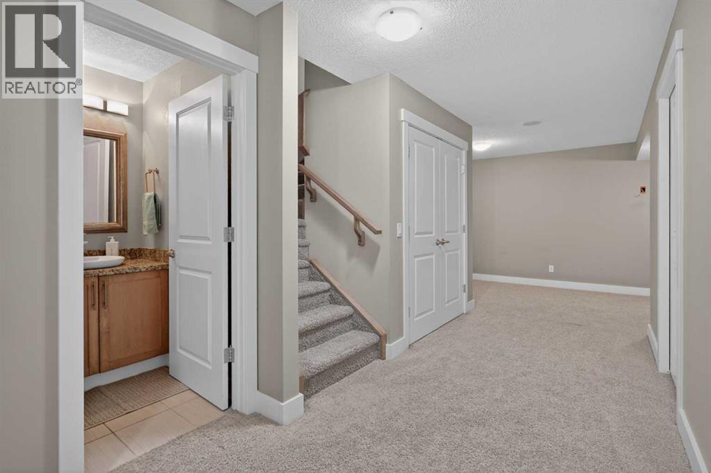 #1 523 34 Street NW - 33