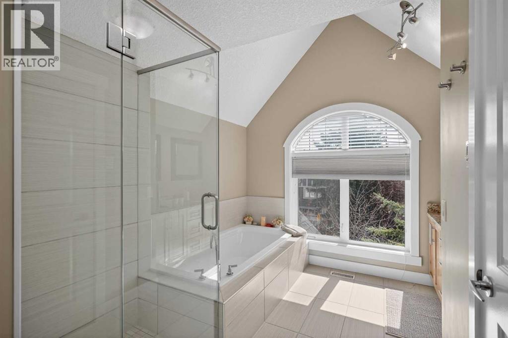 #1 523 34 Street NW - 28