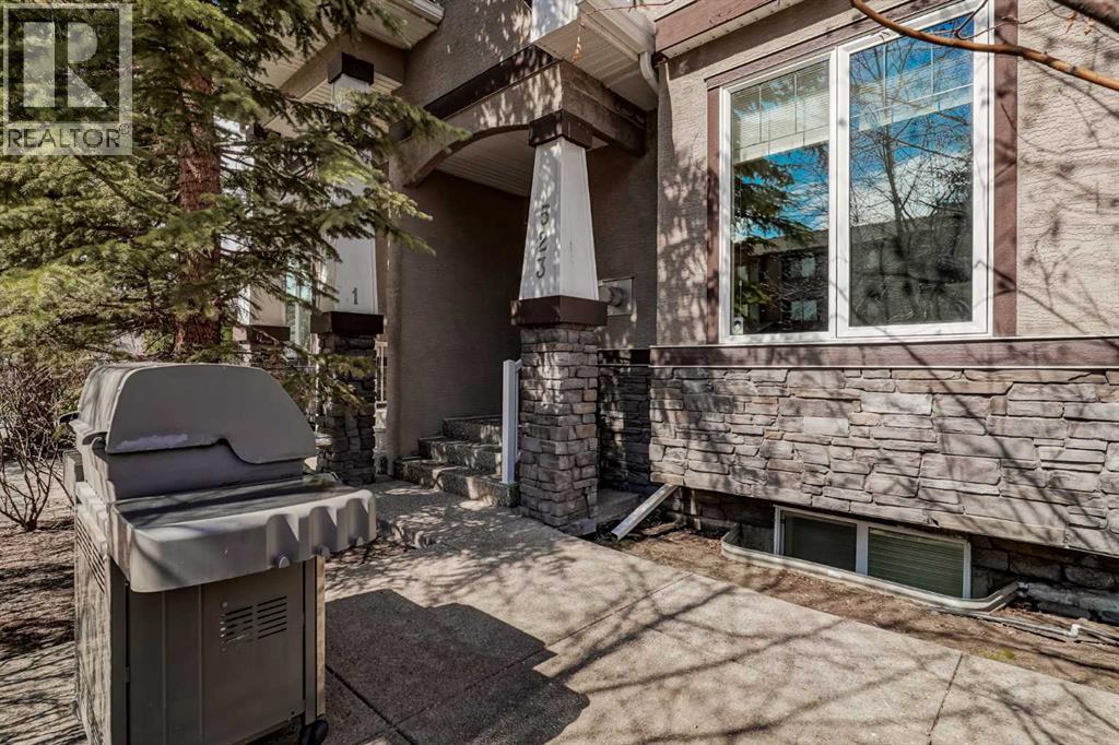 #1 523 34 Street NW - 3