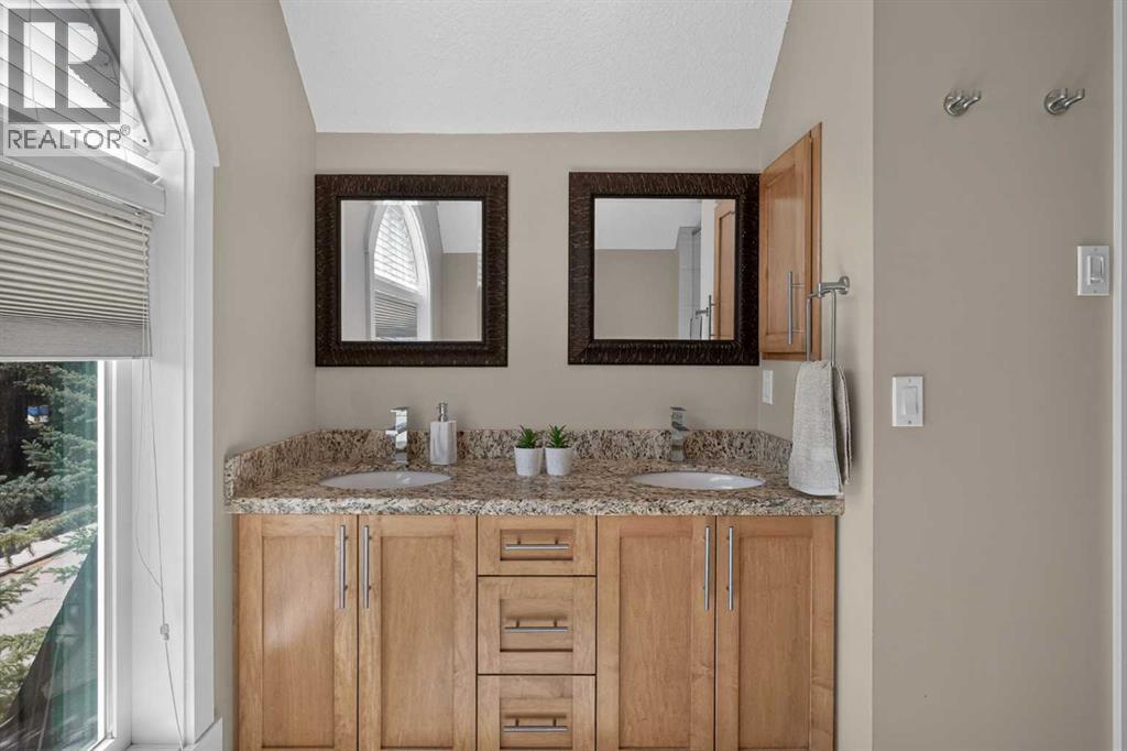 #1 523 34 Street NW - 30