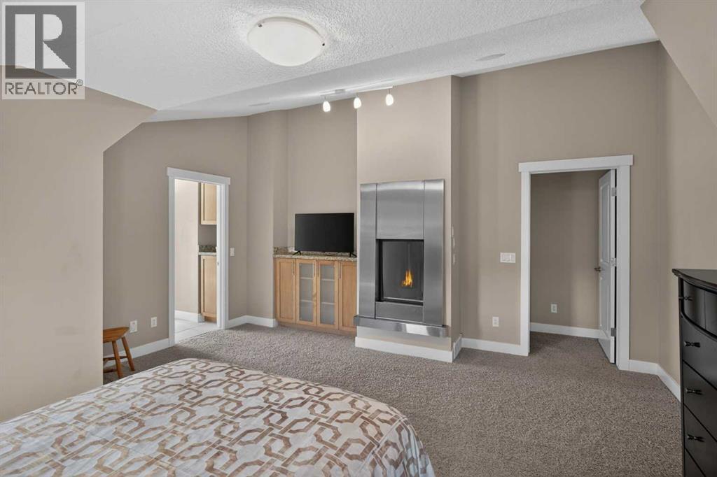 #1 523 34 Street NW - 27