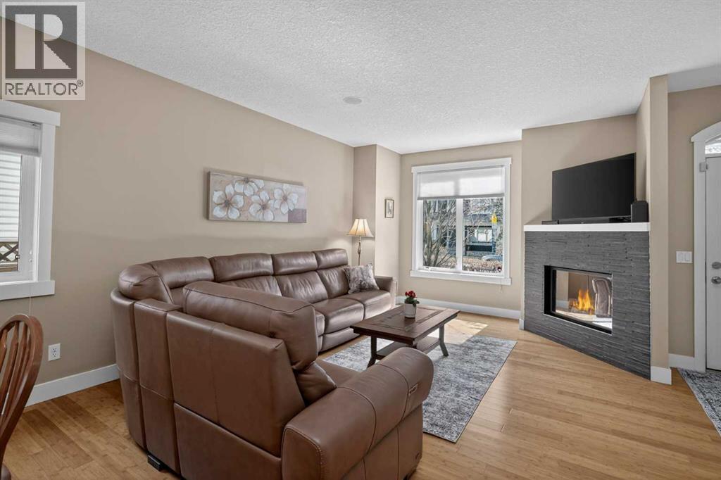 #1 523 34 Street NW - 8