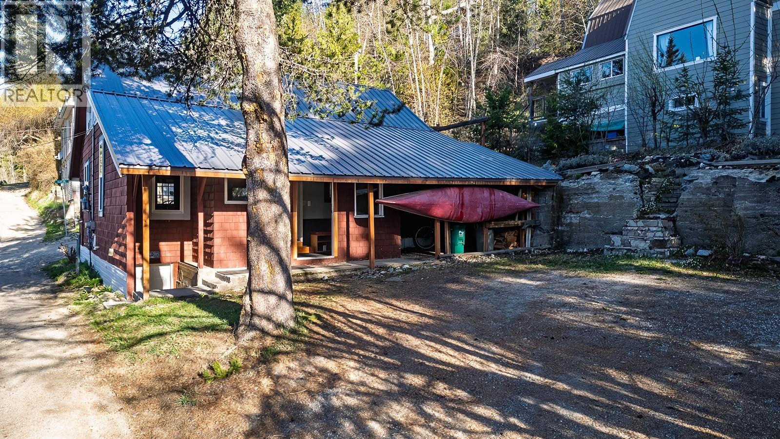 2034 Cliff Street - 1