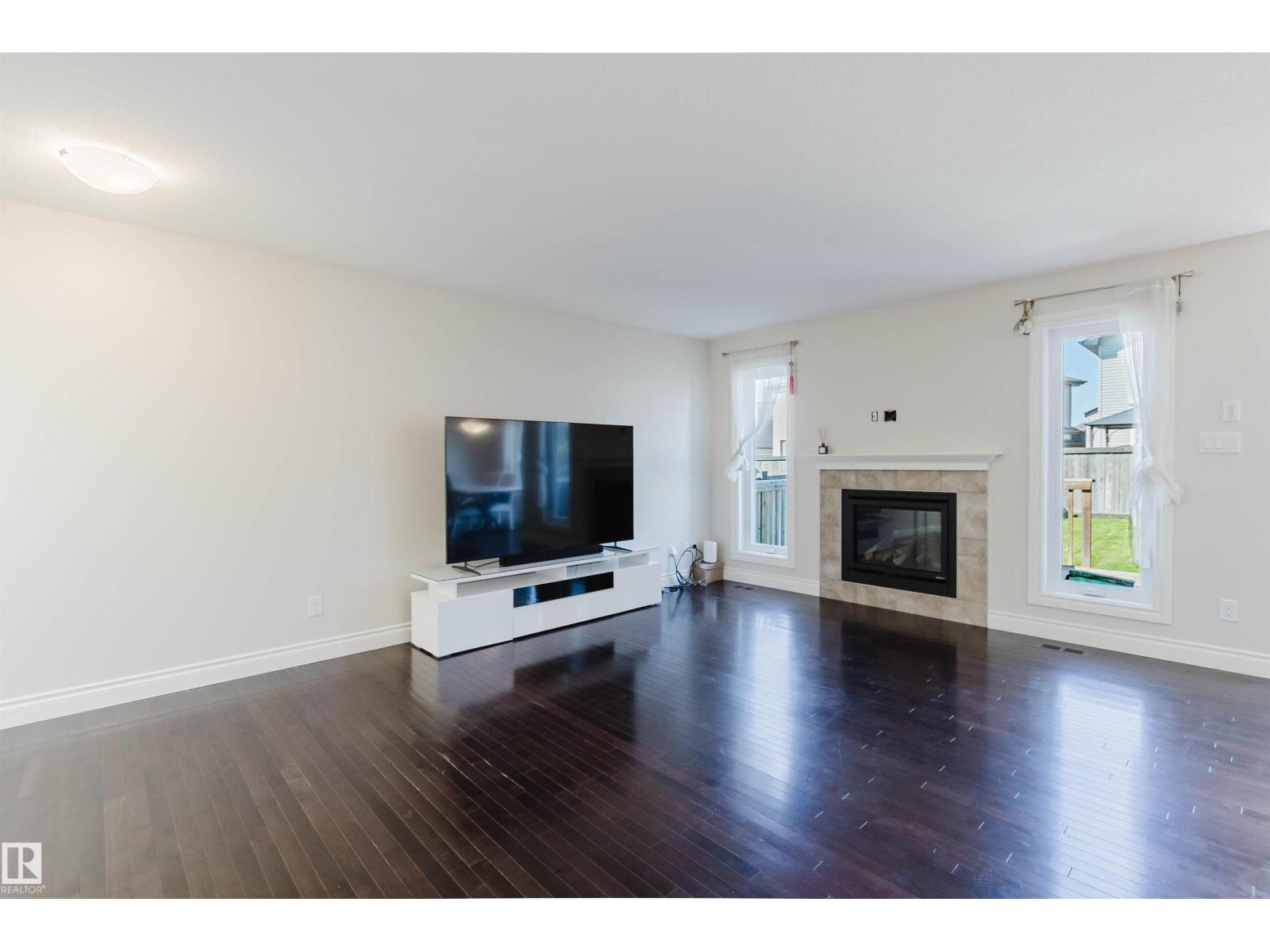 17348 6 AV SW - 5