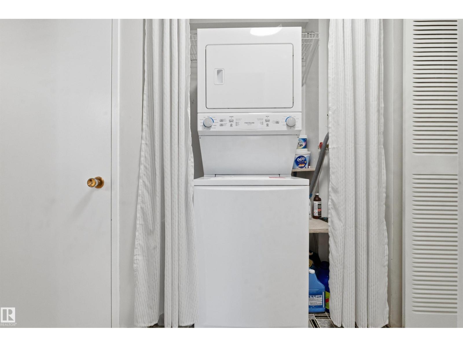 #205 11440 40 avenue NW - 21
