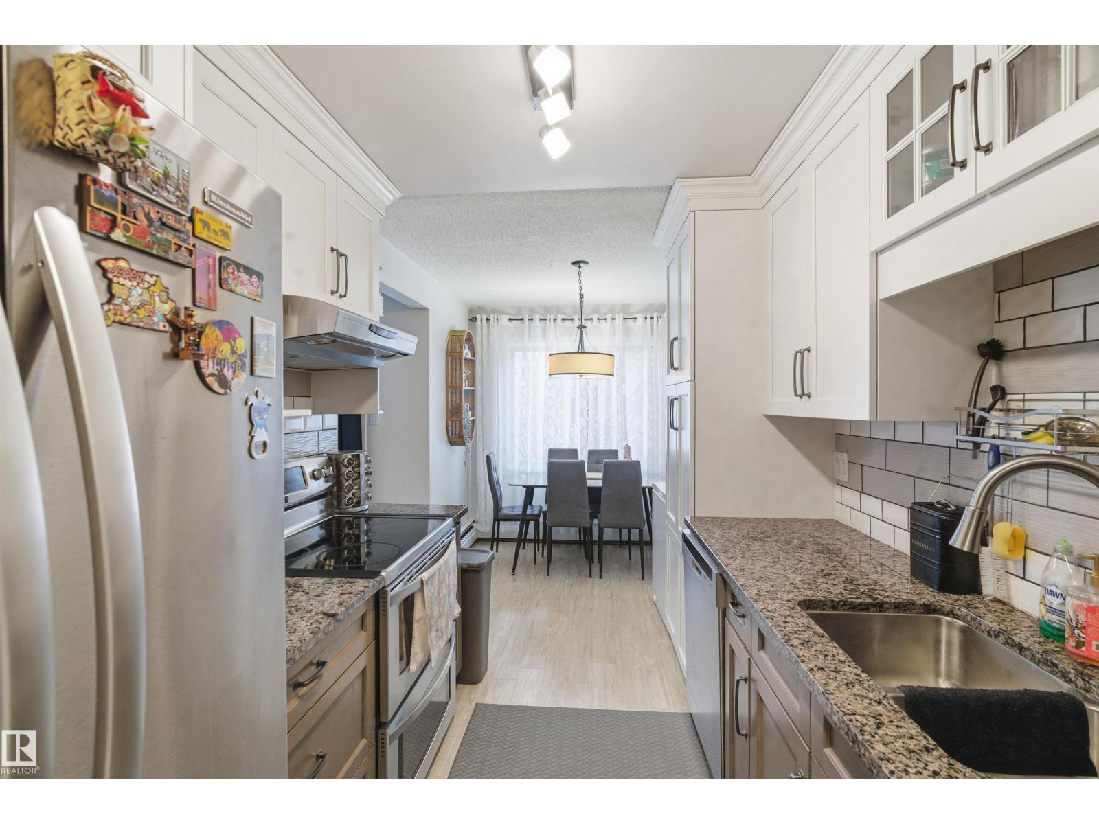 #205 11440 40 avenue NW - 10