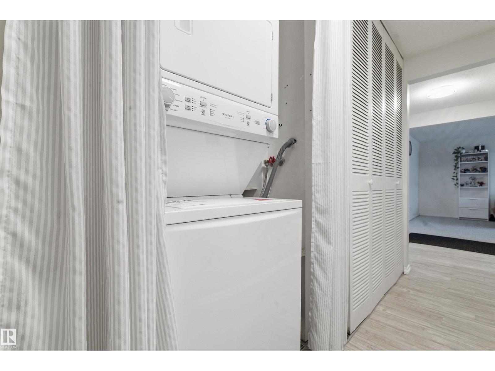 #205 11440 40 avenue NW - 20