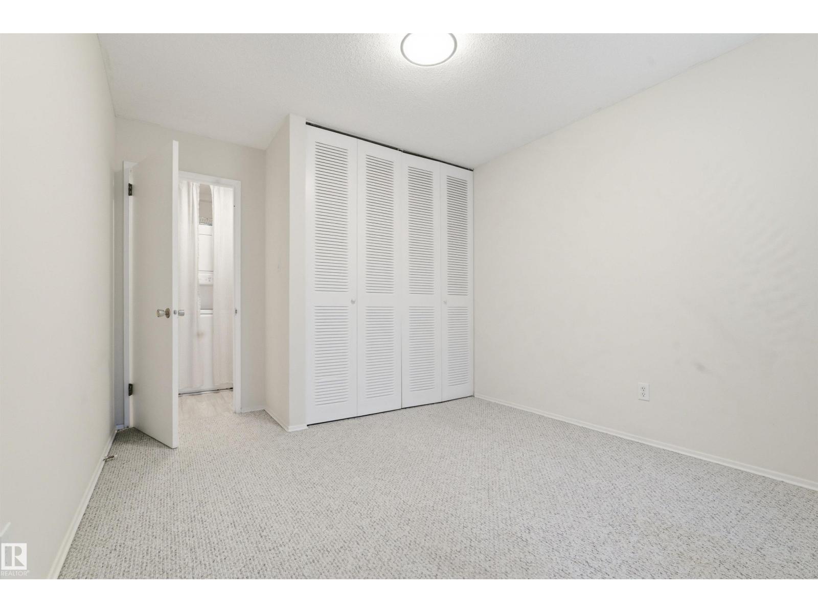 #205 11440 40 avenue NW - 18