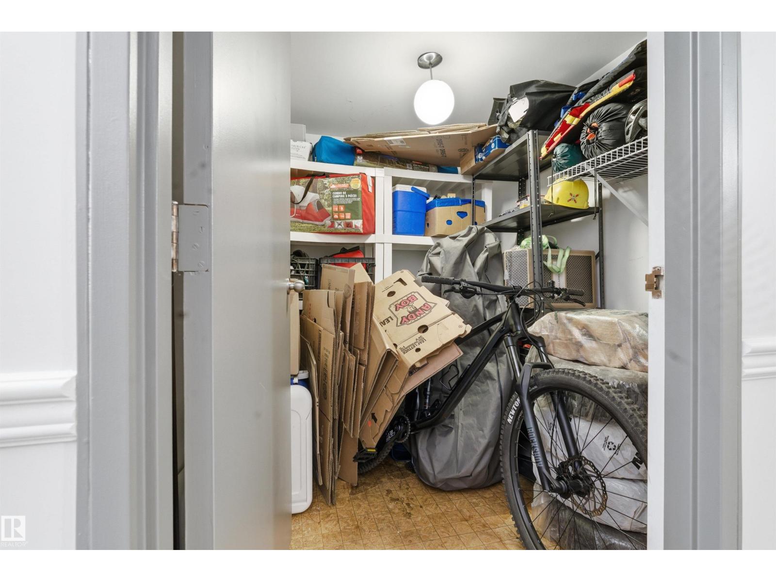 #205 11440 40 avenue NW - 22