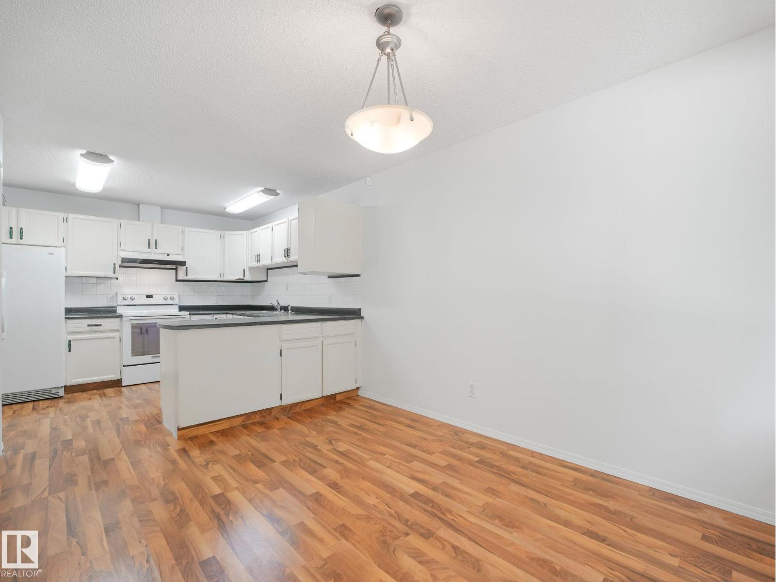 91 Amherst CR - 10