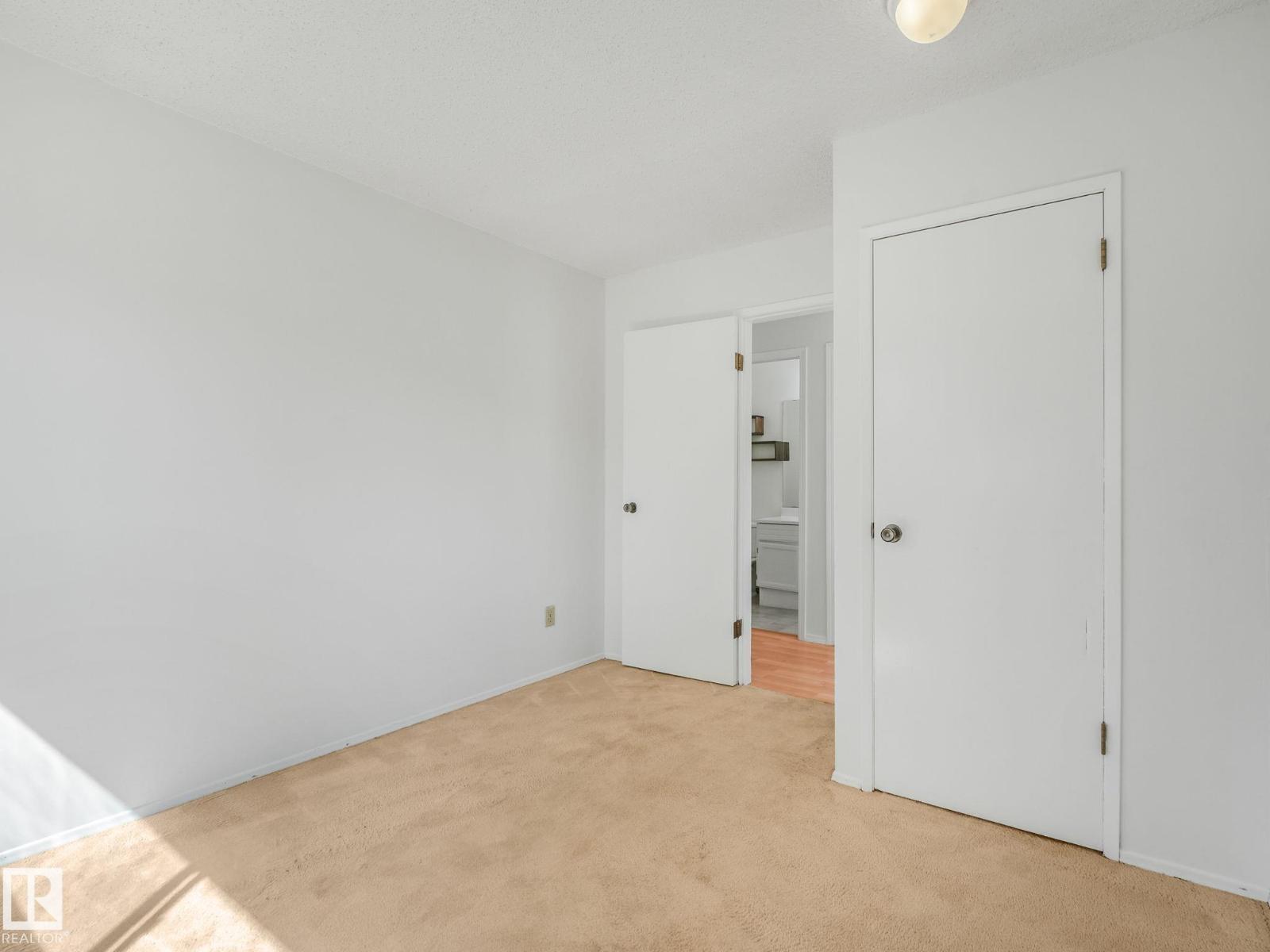 91 Amherst CR - 31
