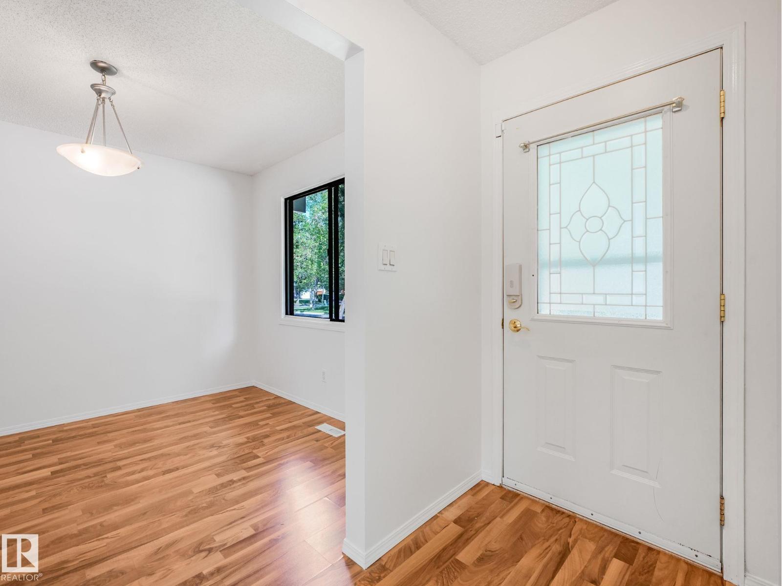91 Amherst CR - 9