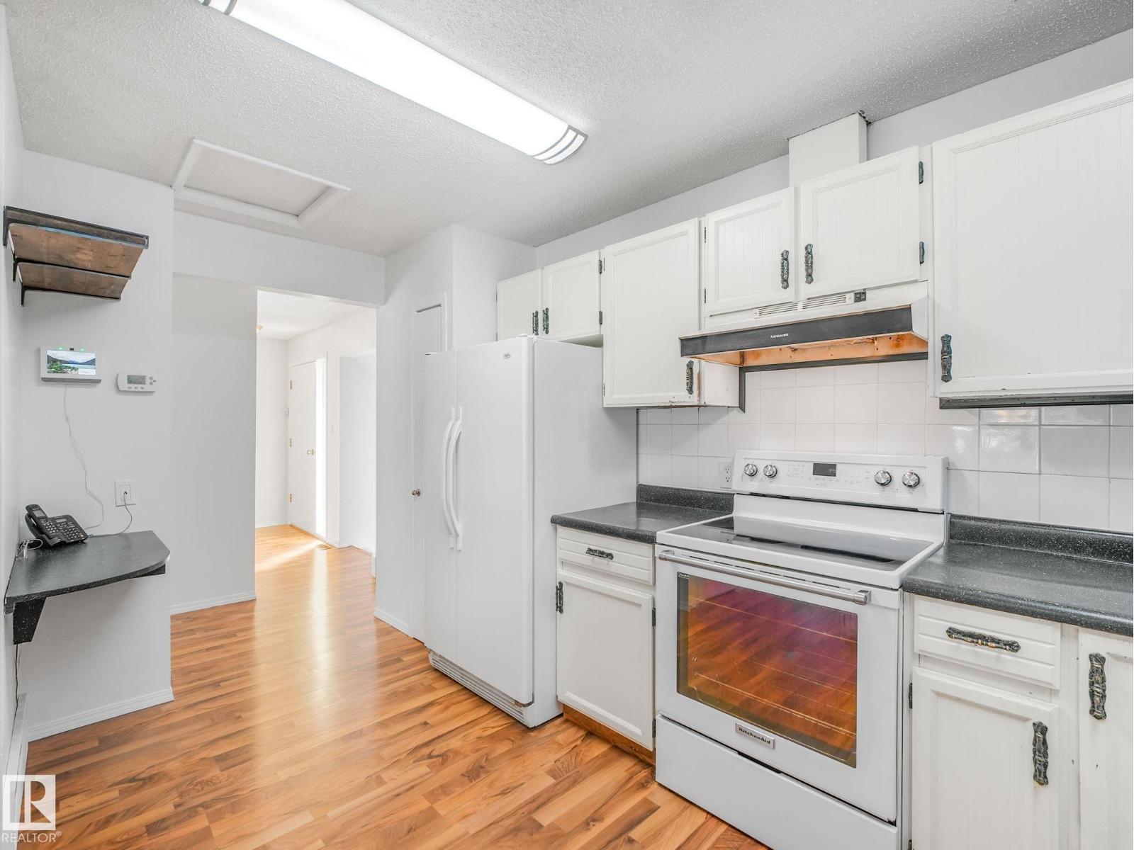 91 Amherst CR - 18