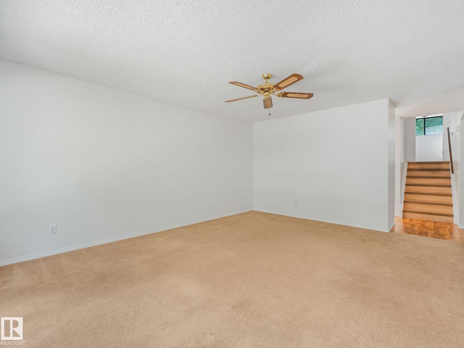 91 Amherst CR - 5