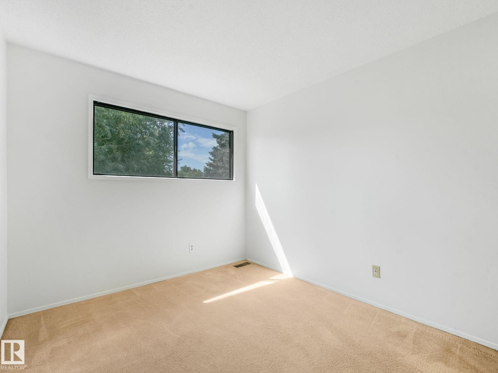 91 Amherst CR - 21