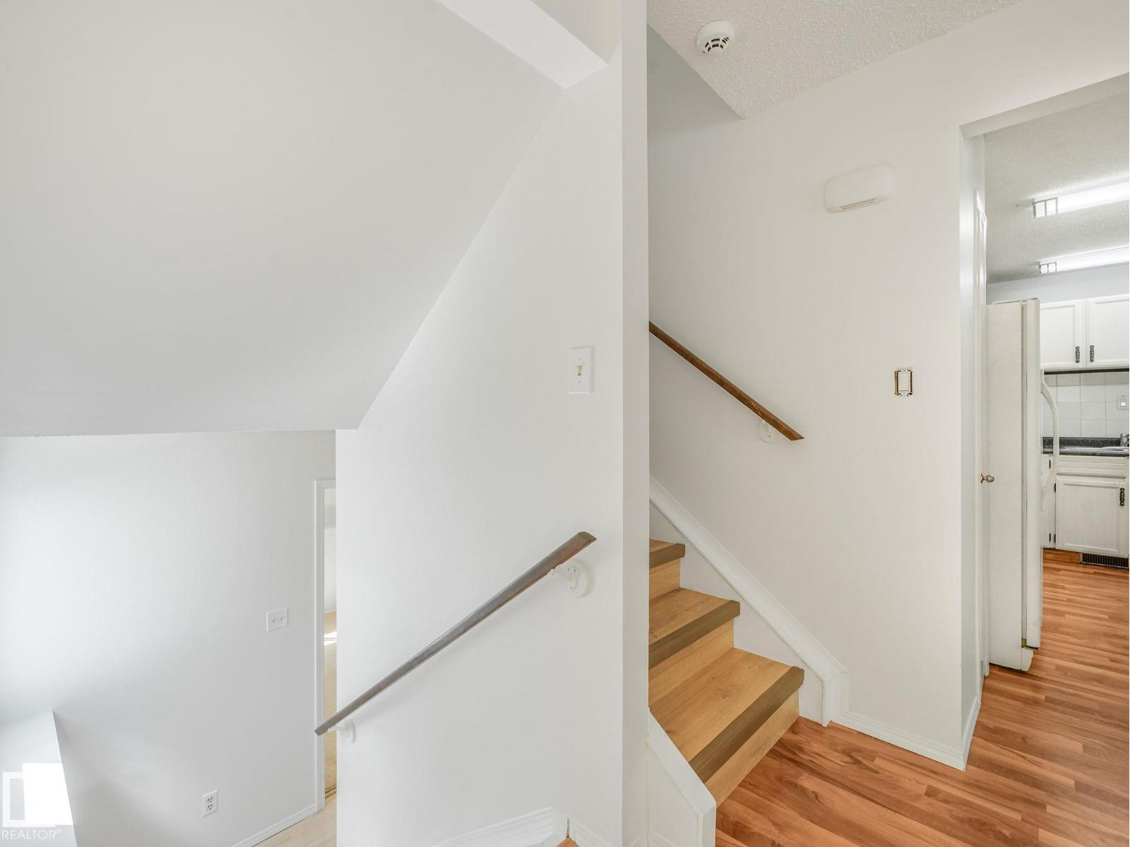 91 Amherst CR - 29