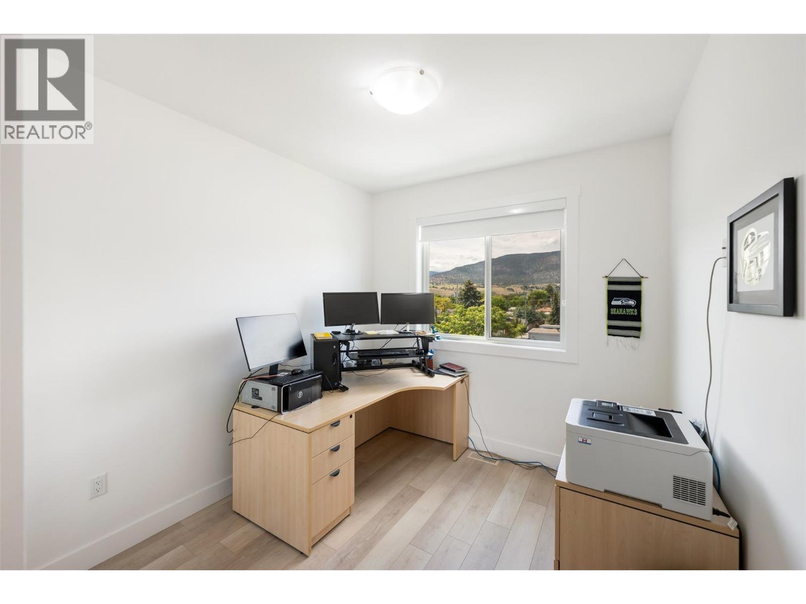 #107 210 Scott Avenue - 38