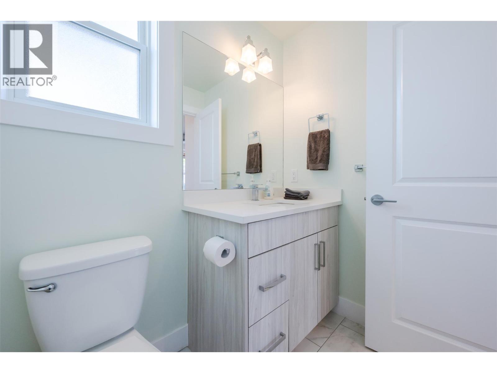 #107 210 Scott Avenue - 28