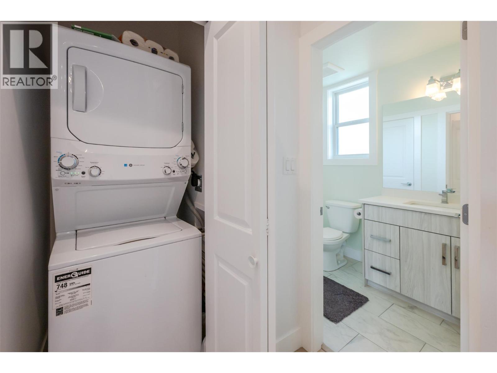#107 210 Scott Avenue - 29