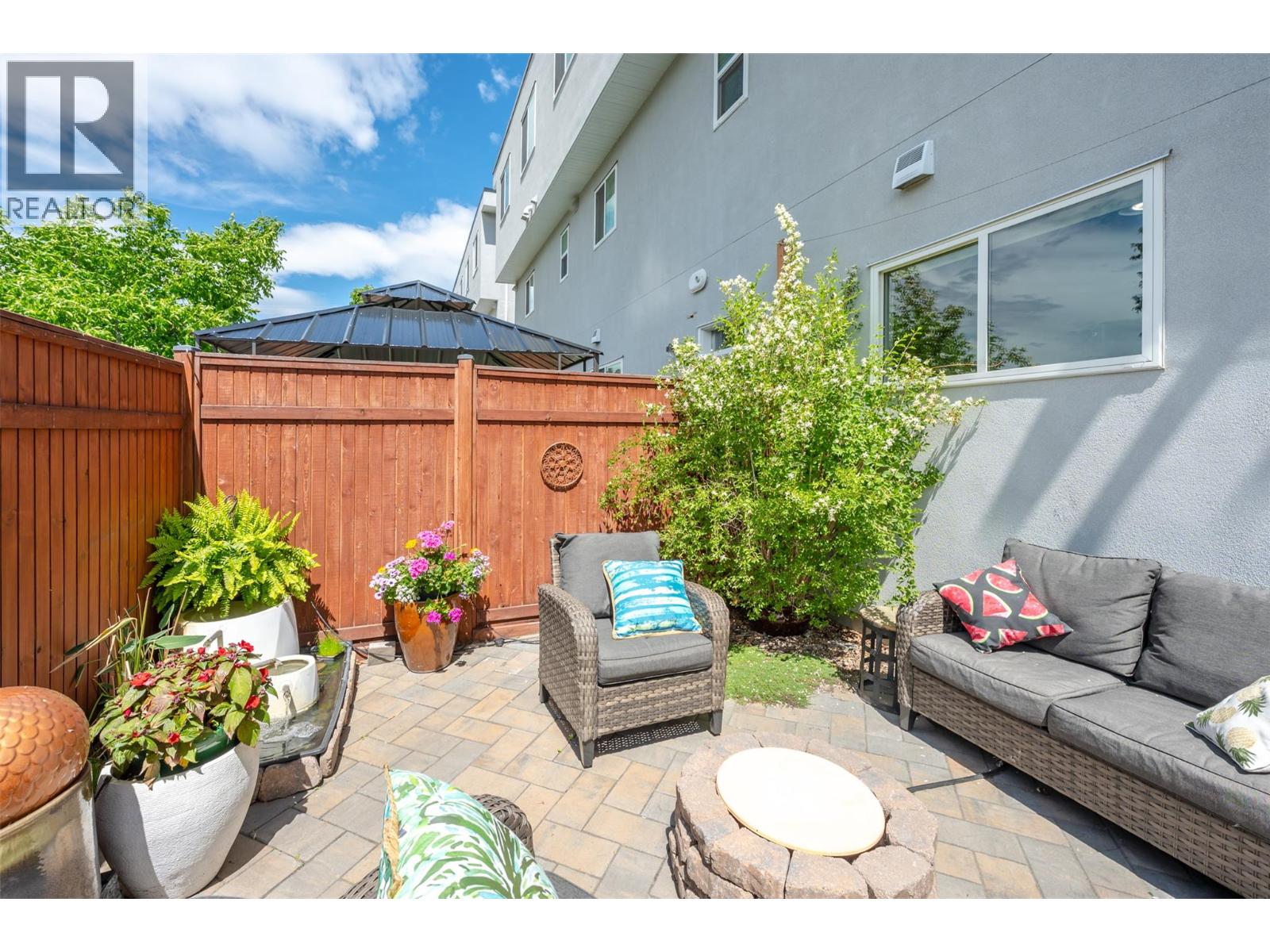 #107 210 Scott Avenue - 47