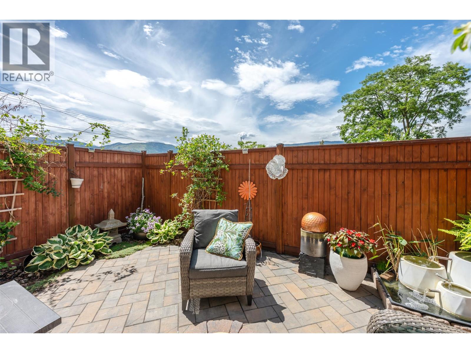 #107 210 Scott Avenue - 50