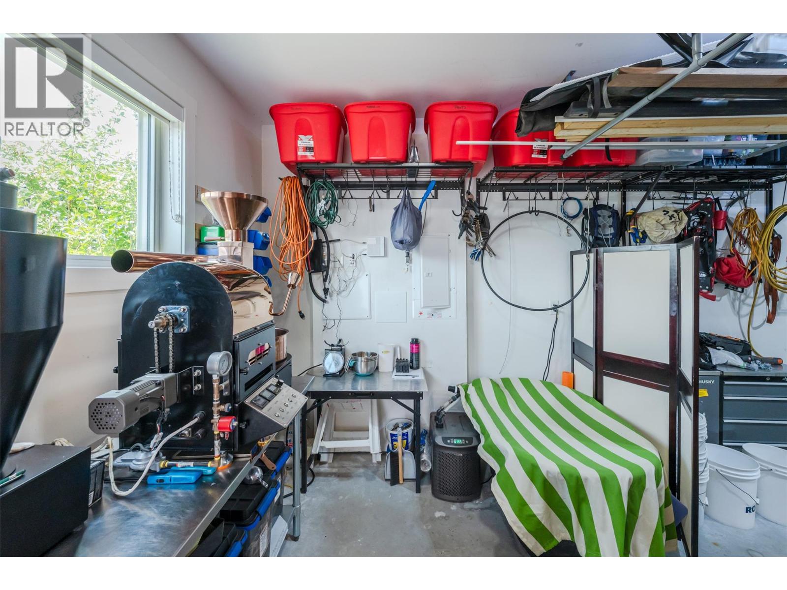 #107 210 Scott Avenue - 52