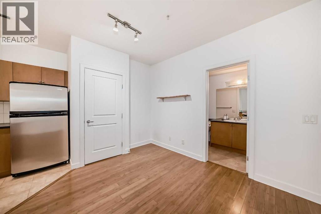 #311 328 21 Avenue SW - 28