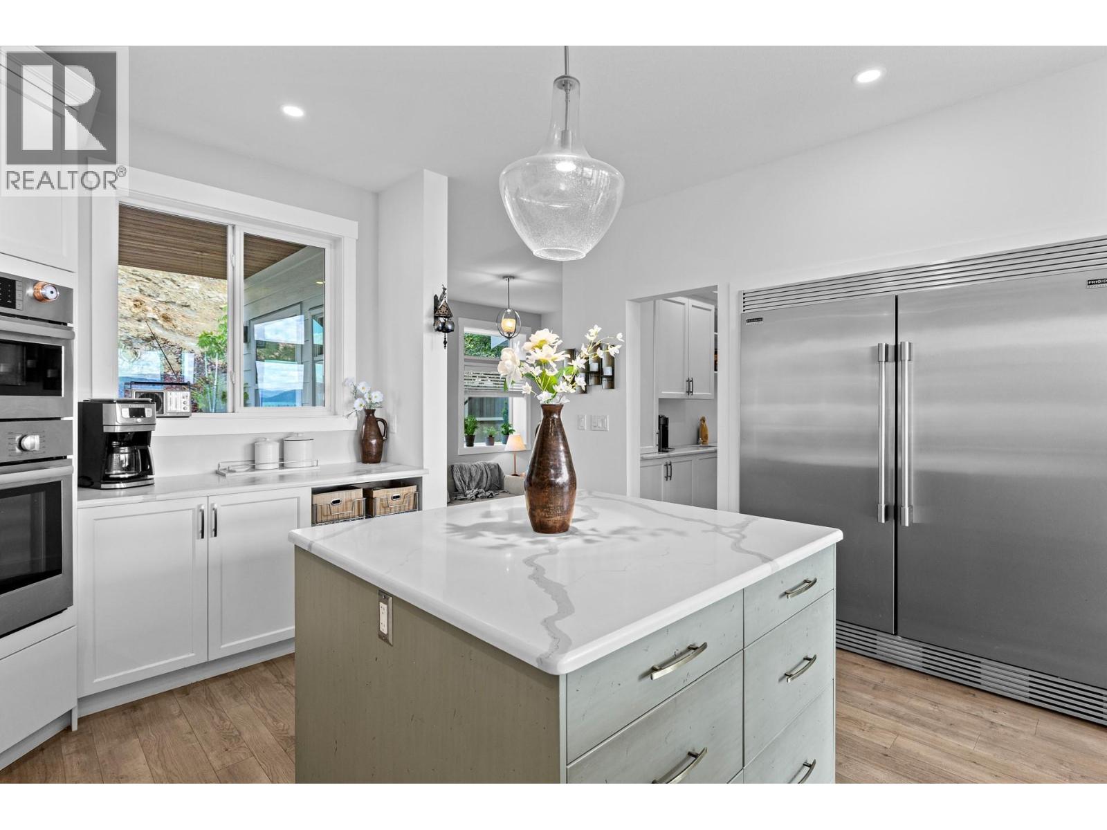 647 Mt Ida Drive - 22