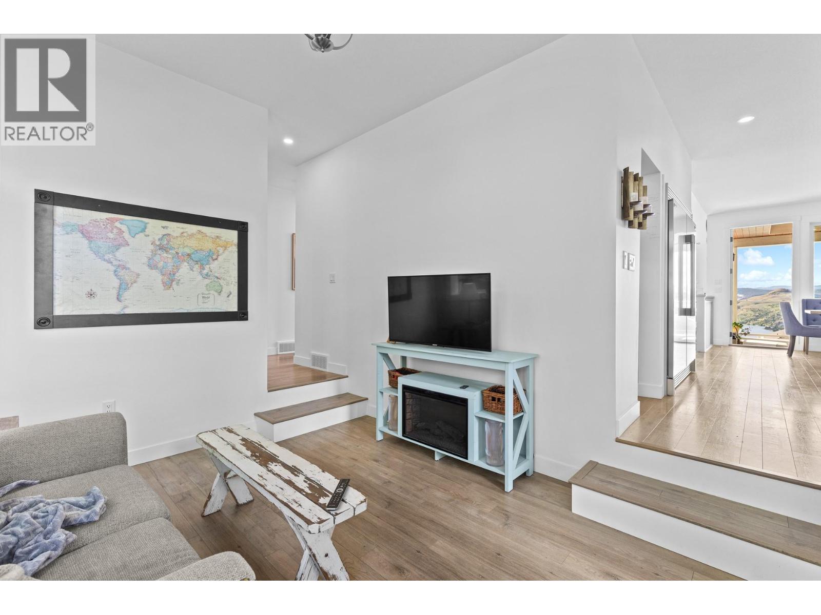 647 Mt Ida Drive - 29