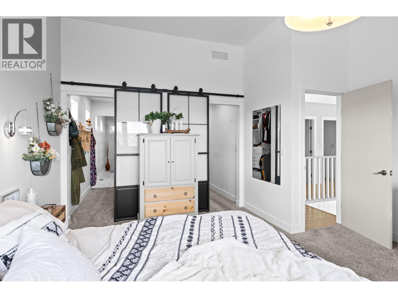 647 Mt Ida Drive - 35