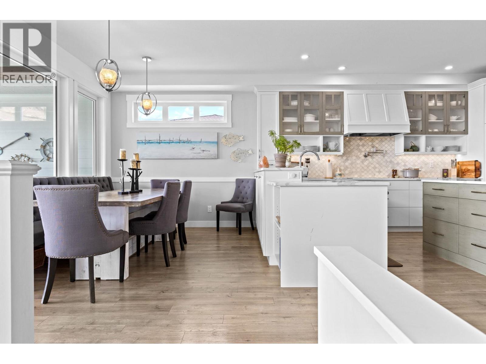 647 Mt Ida Drive - 14