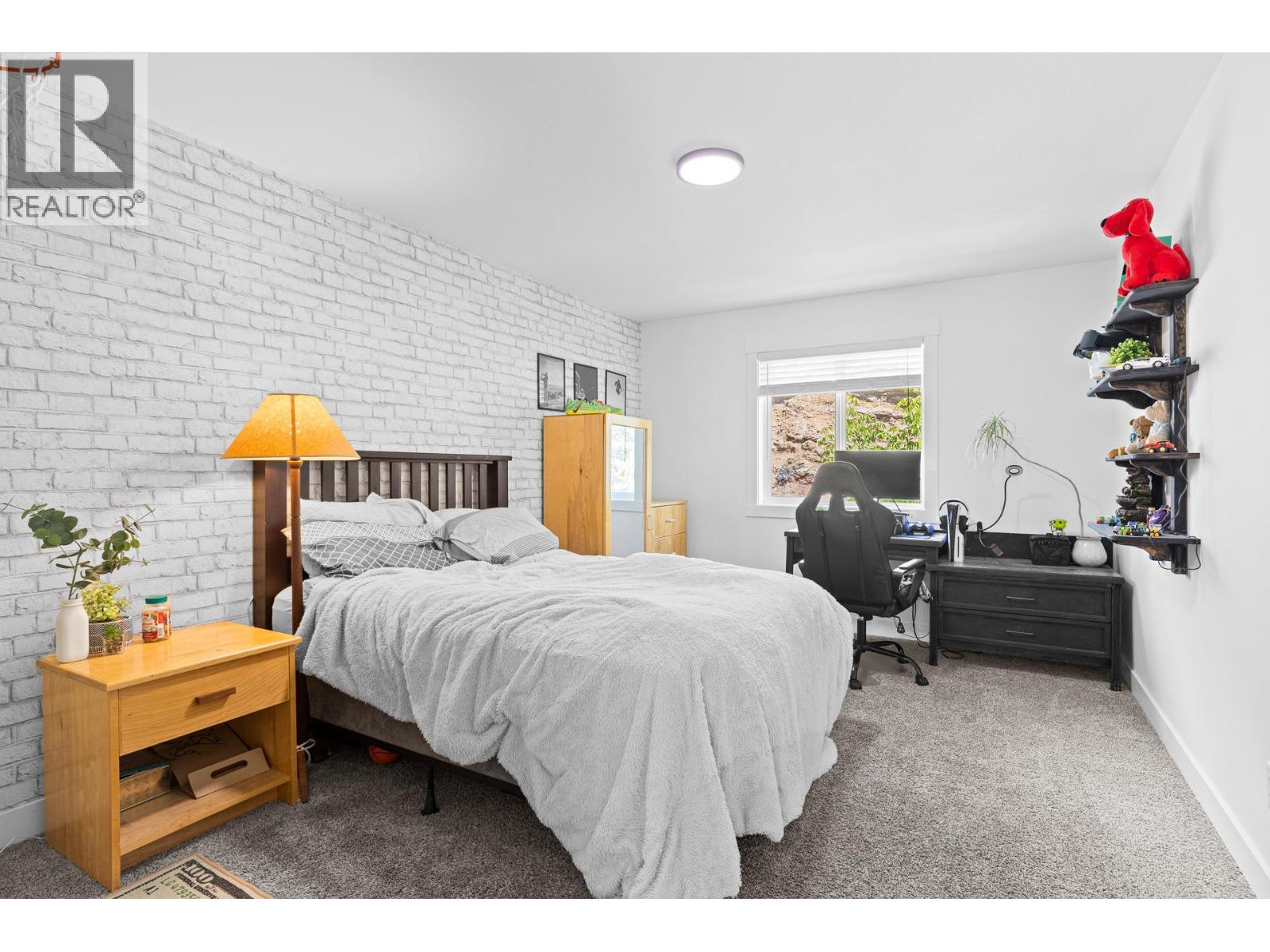 647 Mt Ida Drive - 47