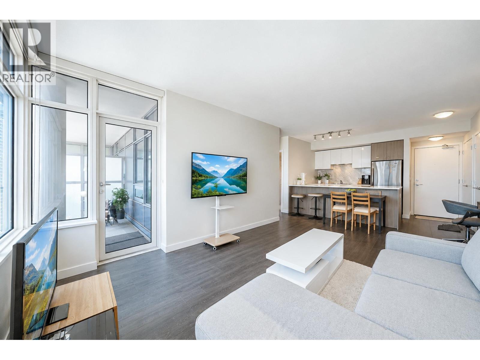2 Bed, 2 Bath House for Sale in Burnaby – 2008 6461 TELFORD AVENUE, Burnaby – MLS# R3146326 - Image 10