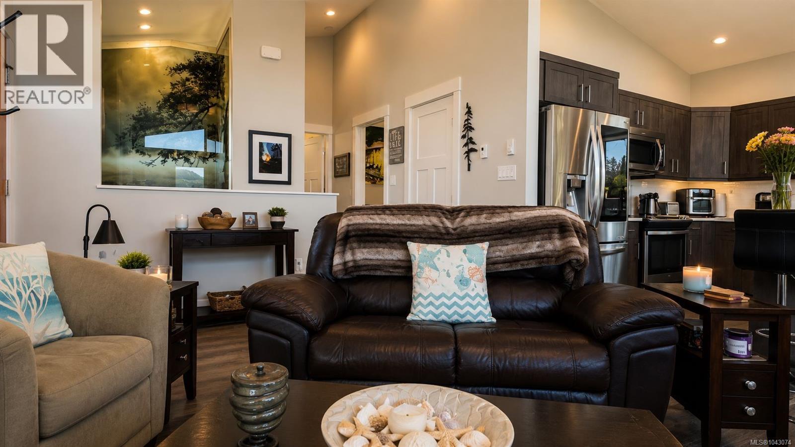 7400 Cottage Way - 8