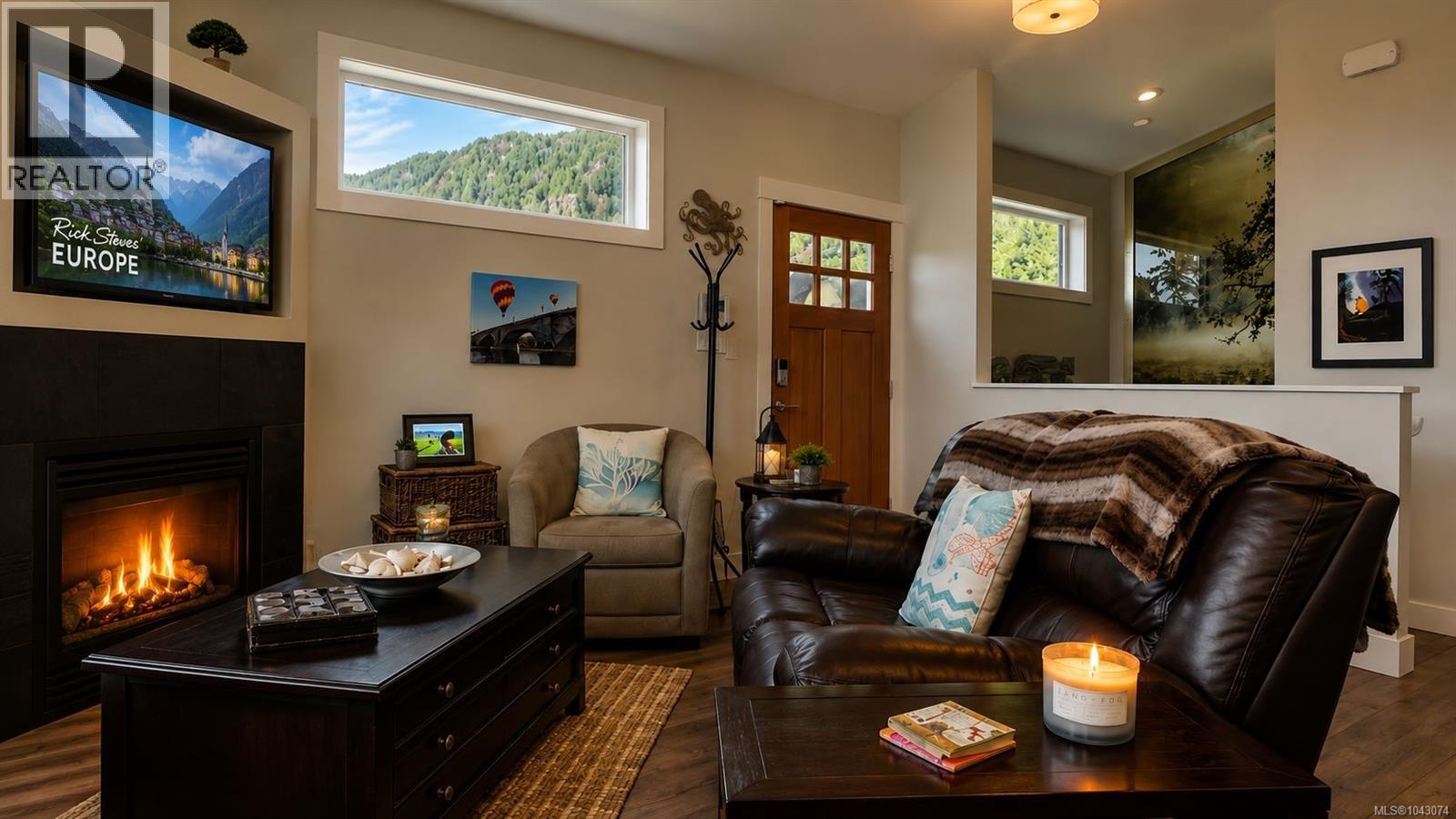 7400 Cottage Way - 10