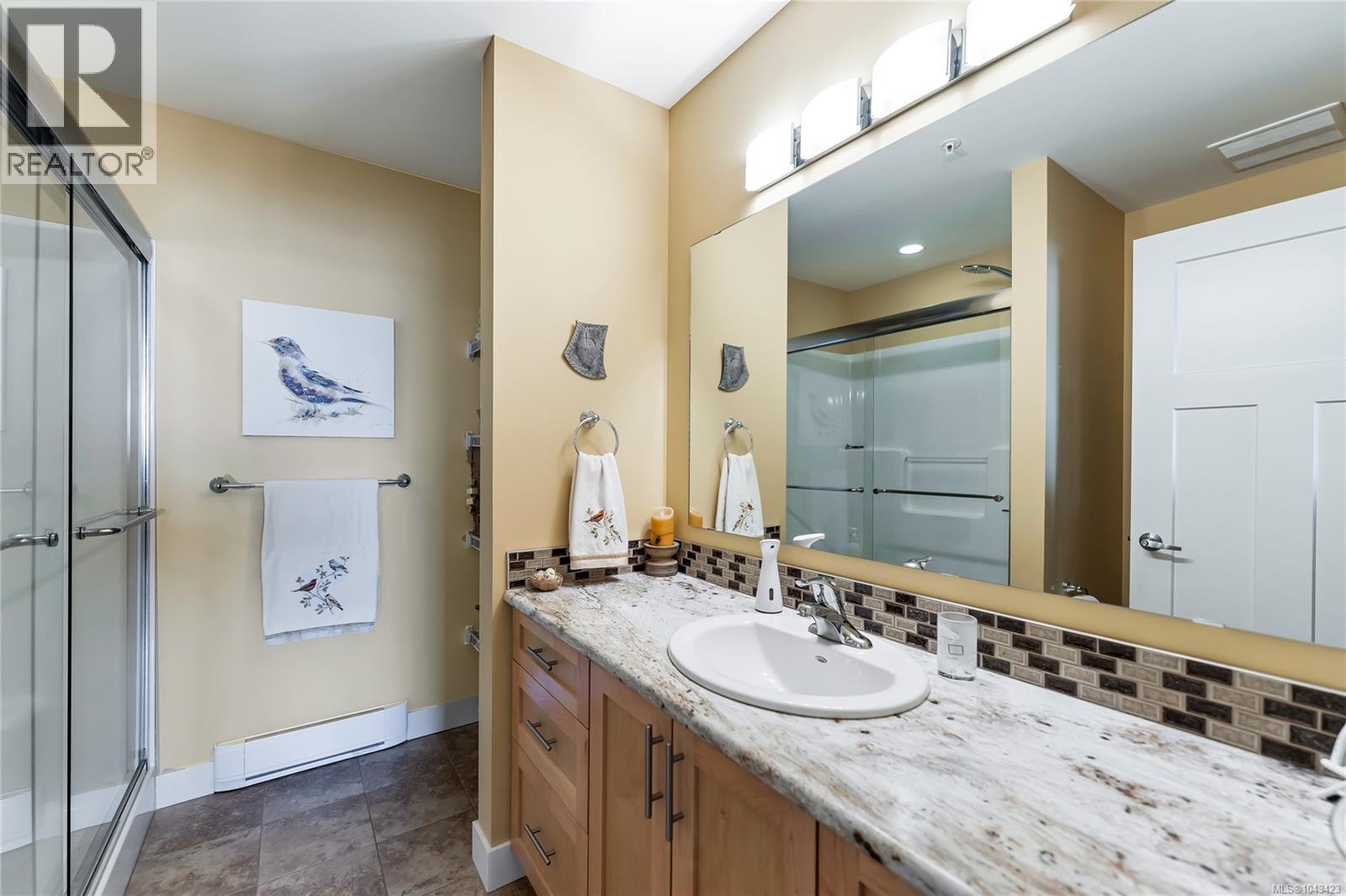 #401 1533 Joan Ave - 18