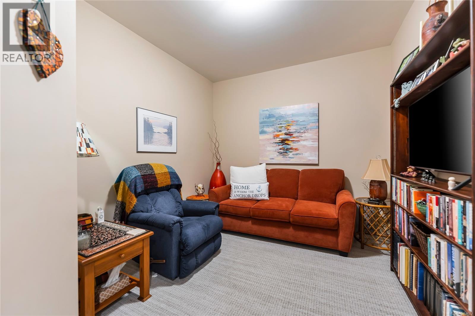 #401 1533 Joan Ave - 27