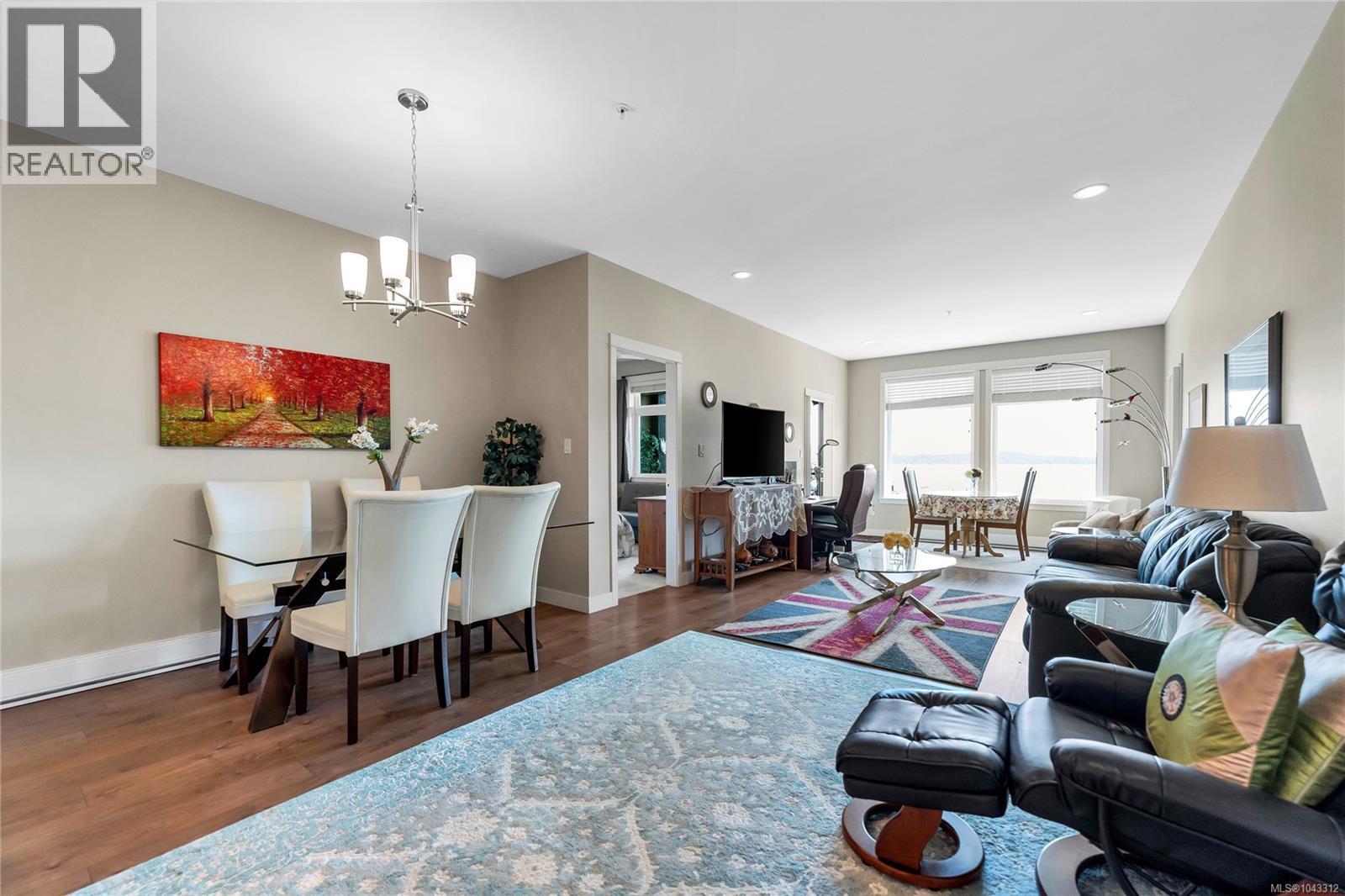 #301 1533 Joan Ave - 3