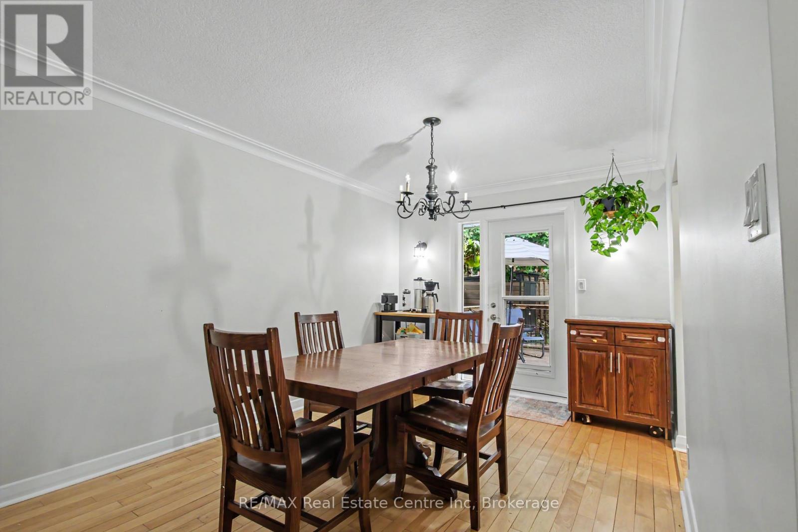 23 GLENBURNIE DRIVE - 5