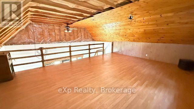 841 2 CONCESSION - 10