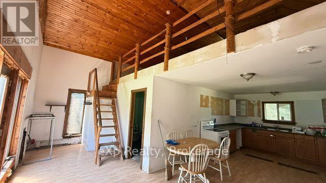 841 2 CONCESSION - 6
