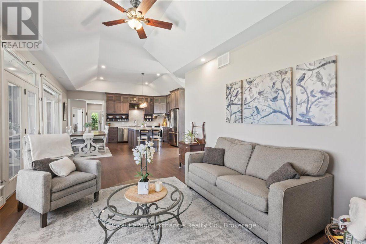 810 LAKE RANGE DRIVE - Image 11