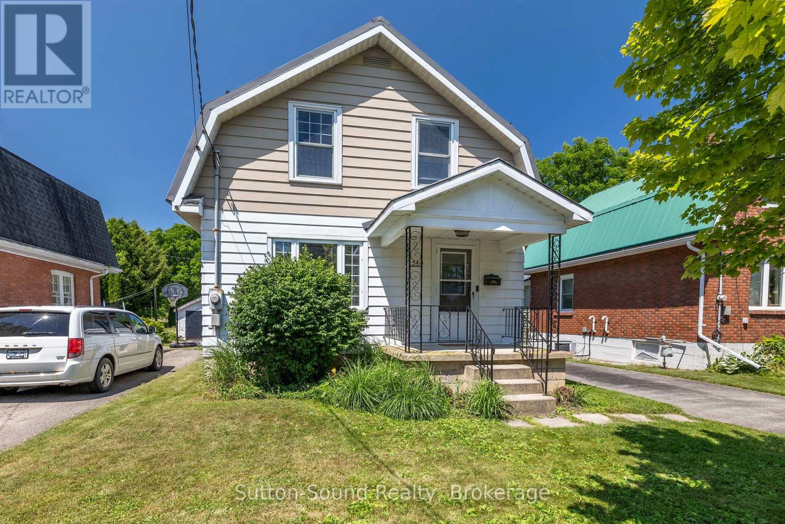 1540 5TH AVENUE W - 3