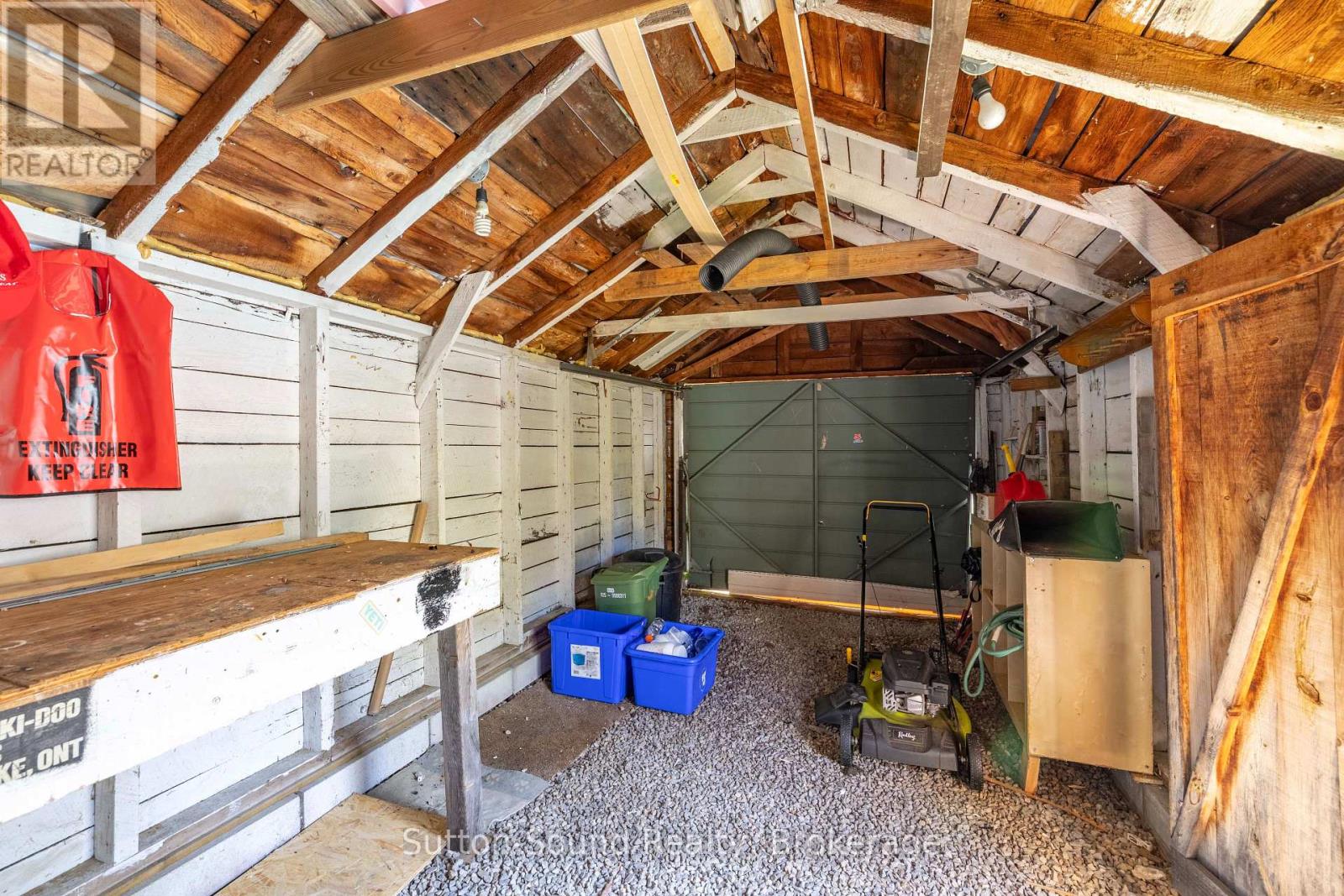 1540 5TH AVENUE W - 42