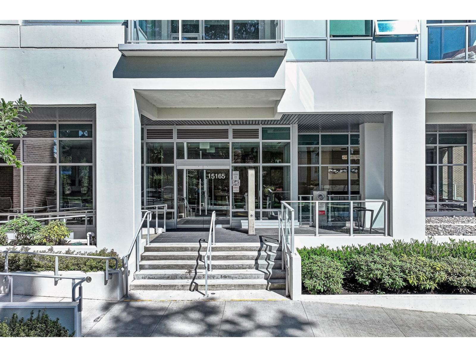 1304 15165 THRIFT AVENUE