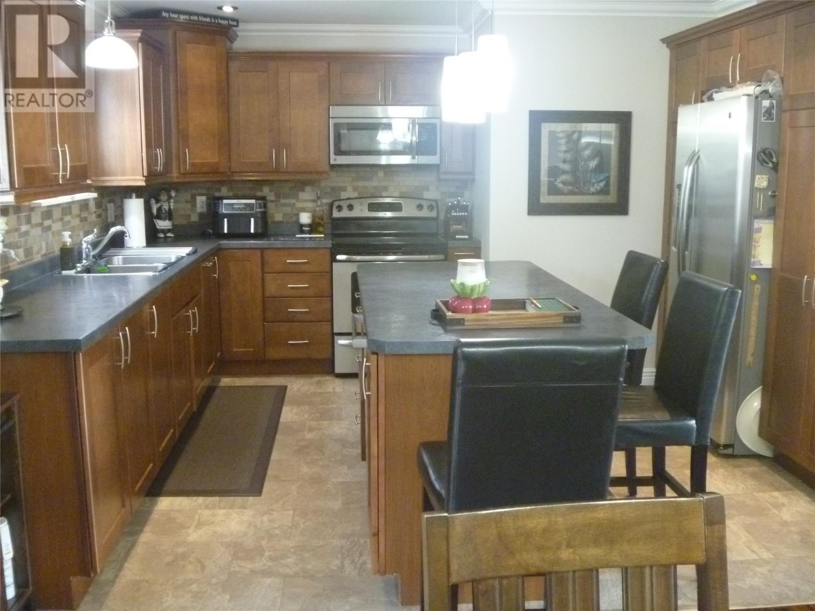 20 Jane's Avenue - 21