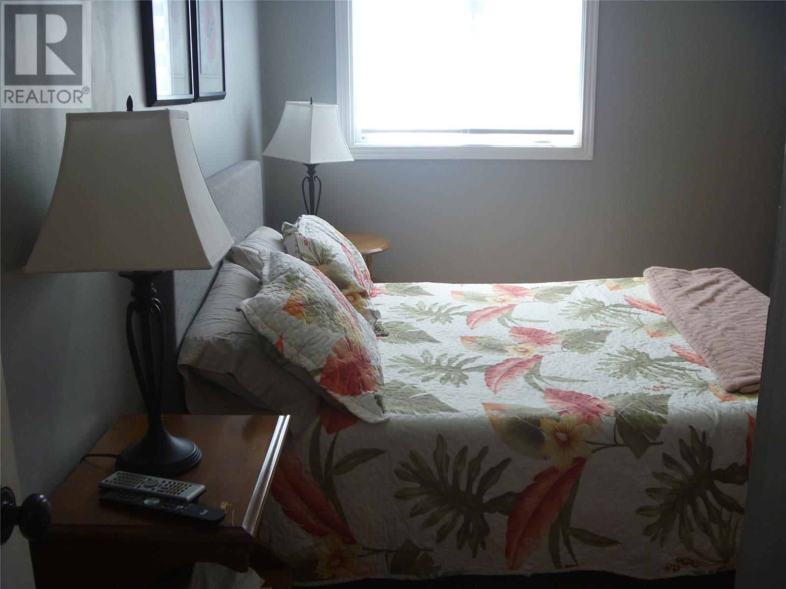20 Jane's Avenue - 39